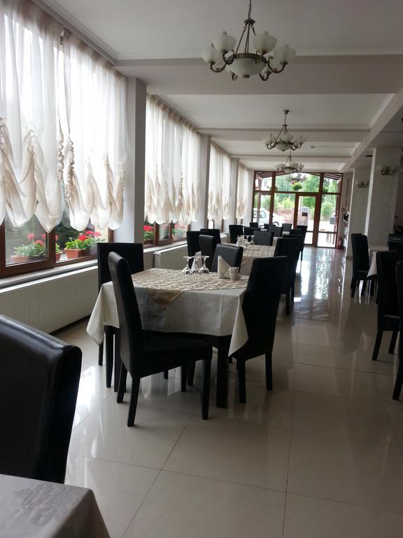 Pensiunea Pusca Si Cureaua Lata Turda Exterior photo